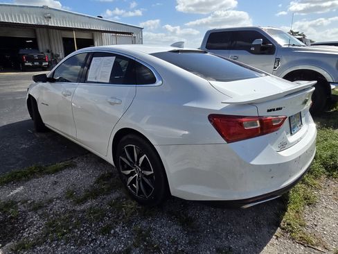 Used 2022 Chevrolet Malibu RS FWD image 6