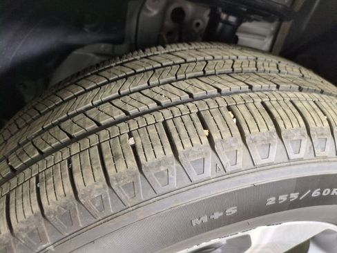 Certified 2025 Honda Pilot EX-L image 30