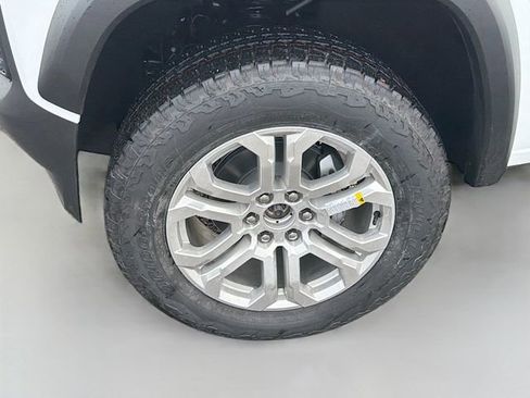 New 2026 Chevrolet Colorado Trail Boss AWD/4WD image 28
