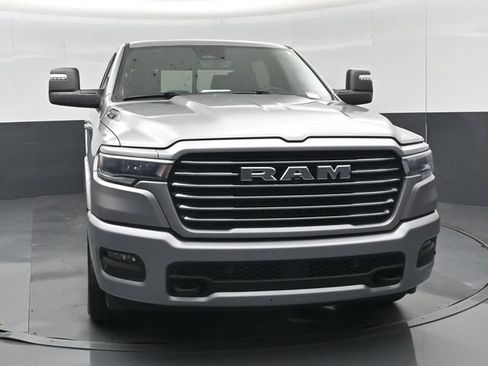 Used 2025 RAM 1500 Laramie AWD/4WD image 36