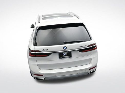 Used 2024 BMW X7 xDrive40i image 23