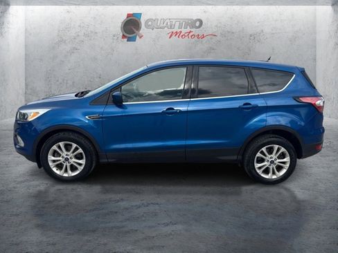 Used 2017 Ford Escape SE AWD/4WD image 2