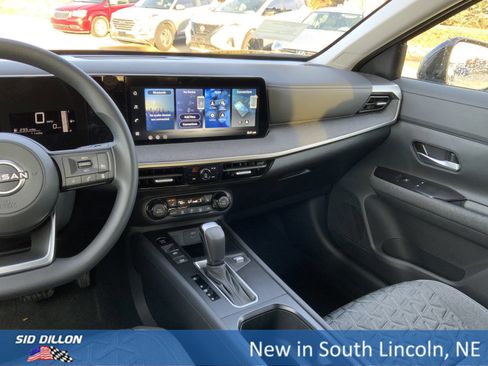 New 2026 Nissan Kicks SV w/ SV Premium Package image 7