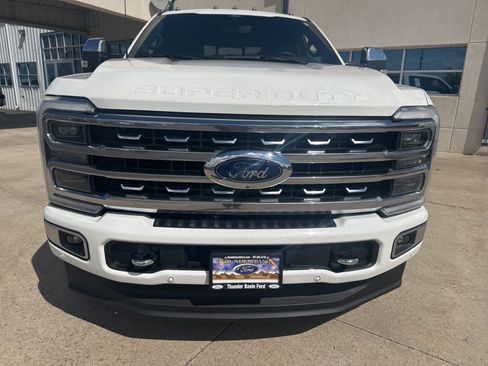 Used 2024 Ford F350 Platinum image 7