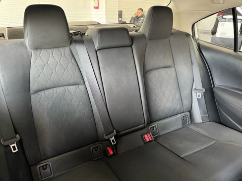 Used 2020 Toyota Corolla LE image 23