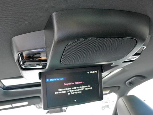 Used 2022 Honda Pilot Black Edition image 23