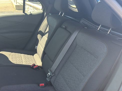Used 2022 Chevrolet Equinox LT image 15