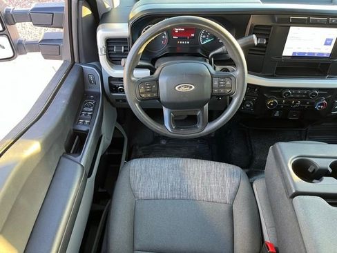 Used 2024 Ford F350 XLT w/ FX4 Off-Road Package image 11