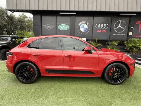 Used 2017 Porsche Macan GTS image 8