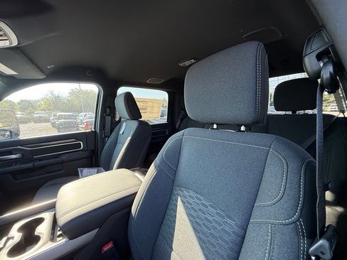New 2027 RAM 2500 Big Horn AWD/4WD image 14