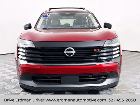 Used 2026 Nissan Kicks SR w/ SR Premium Package image 2