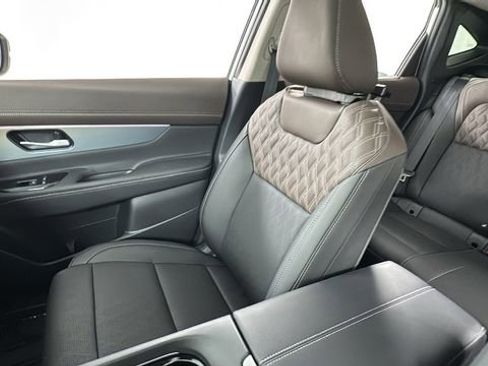 New 2026 Nissan Murano Platinum w/ Cargo Package image 13