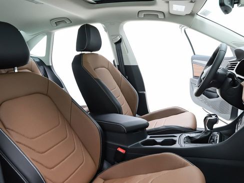 New 2026 Volkswagen Jetta SEL image 35