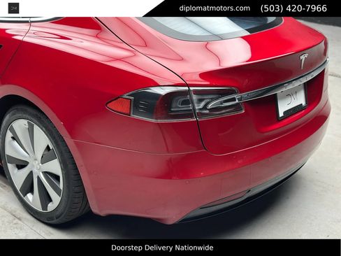 Used 2020 Tesla Model S AWD image 16