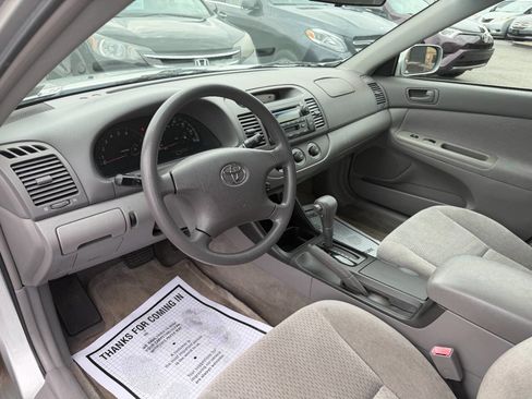 Used 2002 Toyota Camry LE image 16