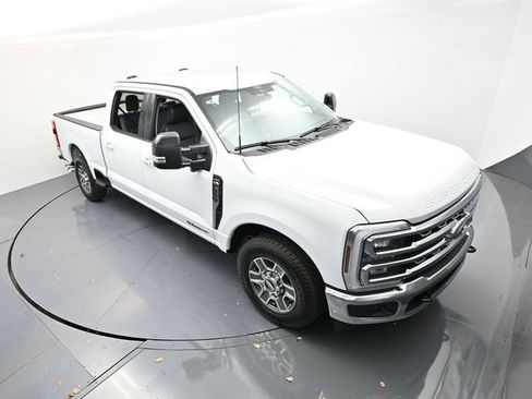 New 2026 Ford F250 Lariat RWD image 18
