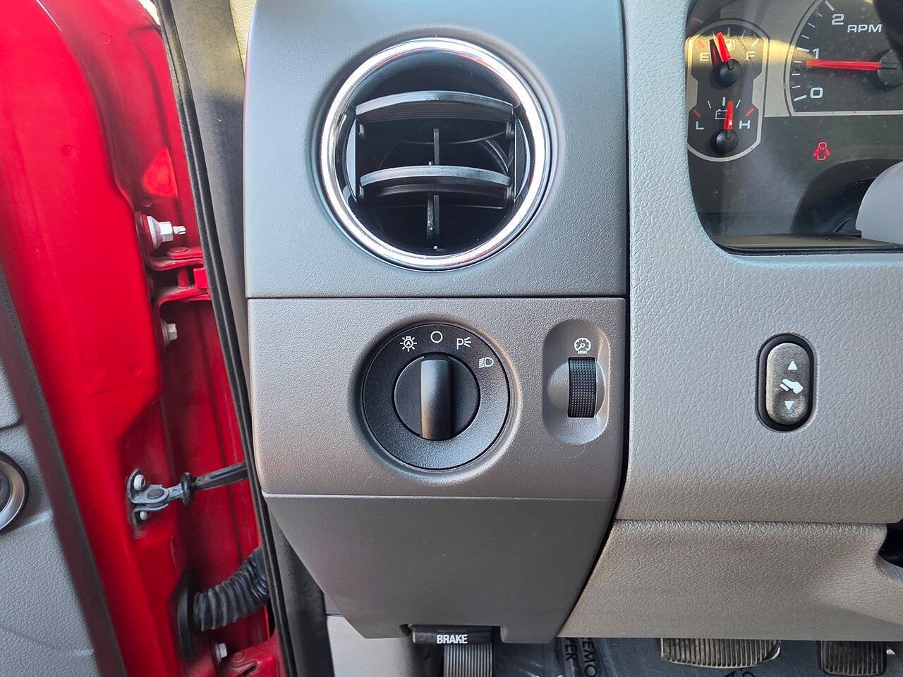 Used 2007 Ford F150 XLT RWD image 38