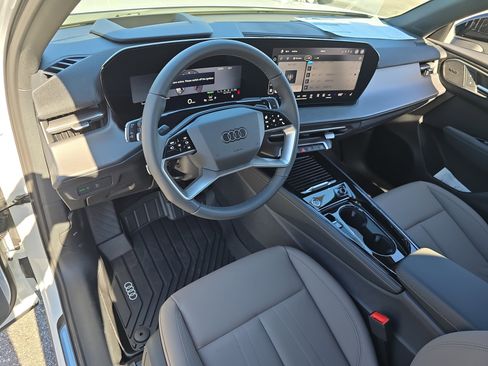 New 2026 Audi Q3 quattro 2.0T AWD/4WD image 16