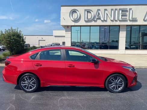 Used 2024 Kia Forte GT-Line FWD image 2