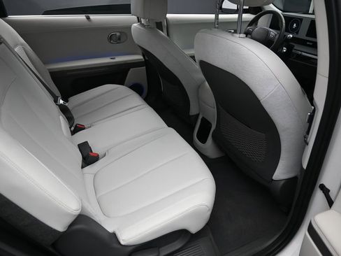 Used 2024 Hyundai Ioniq 5 Limited image 31