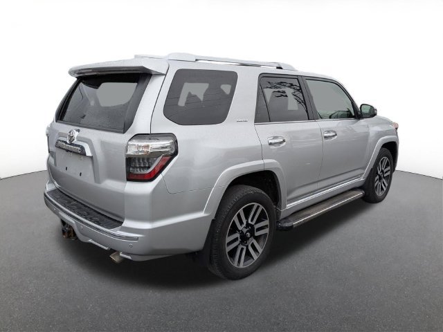 Used 2023 Toyota 4Runner Limited AWD/4WD image 5