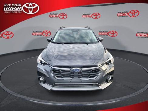 Used 2024 Subaru Crosstrek 2.0i Premium image 3