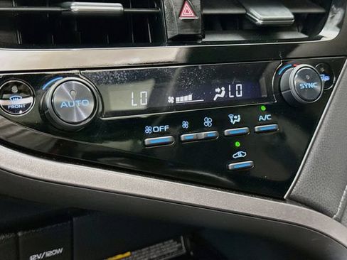 Used 2021 Toyota Camry XSE w/ Cold Weather Package AWD/4WD image 15