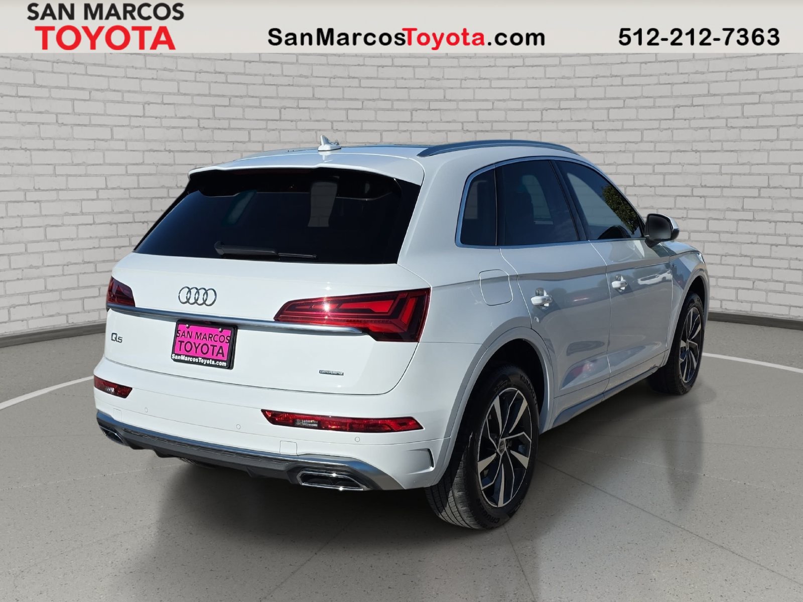 Used 2024 Audi Q5 2.0T Premium w/ Convenience Package AWD/4WD image 6