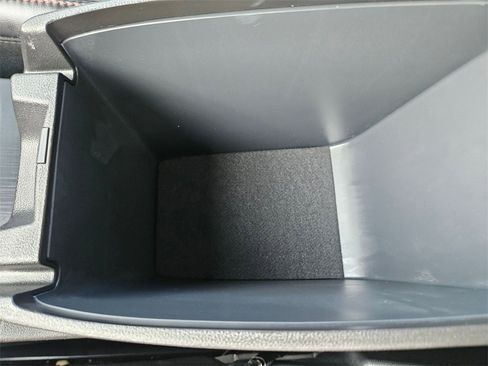 Used 2025 Ford Escape ST-Line image 27