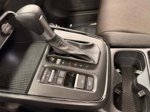 Certified 2025 Honda CR-V EX image 22