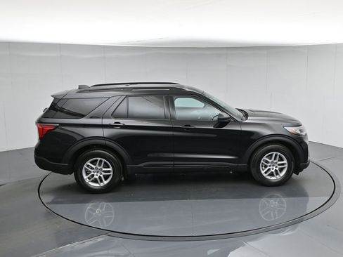 New 2026 Ford Explorer Active RWD image 39