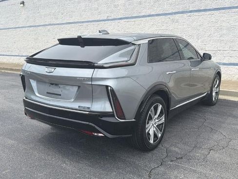 Used 2024 Cadillac Lyriq Tech w/ Driver Assist Package AWD/4WD image 7