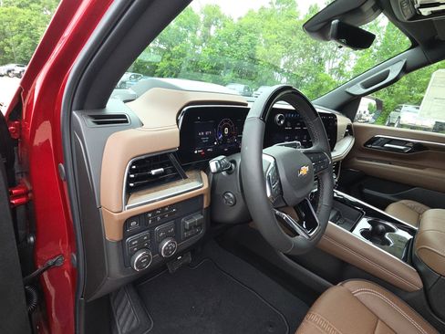 New 2026 Chevrolet Tahoe High Country AWD/4WD image 14