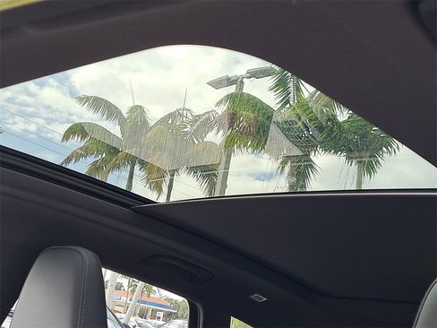 New 2025 Audi SQ5 Premium Plus image 15