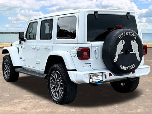Used 2024 Jeep Wrangler High Altitude AWD/4WD image 5