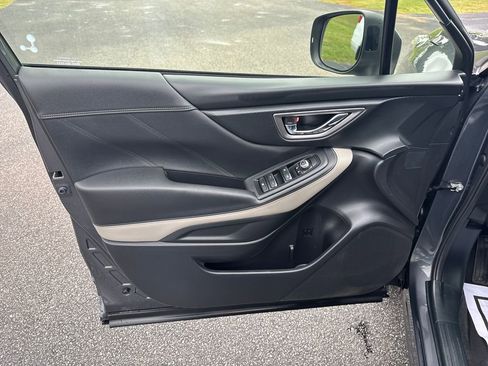 Used 2023 Subaru Forester Limited image 10