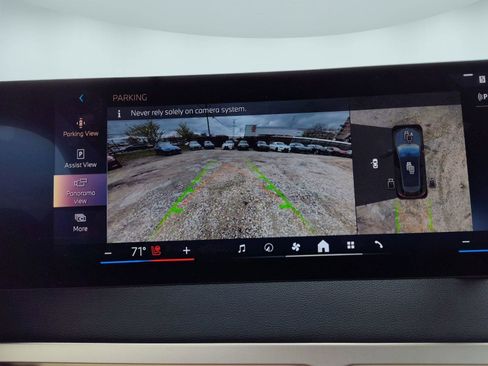 Used 2025 BMW iX xDrive50 w/ Premium Package image 26