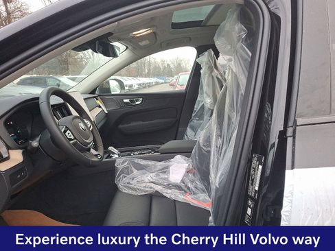 New 2026 Volvo XC60 T8 Ultra w/ Protection Package Premier AWD/4WD image 10