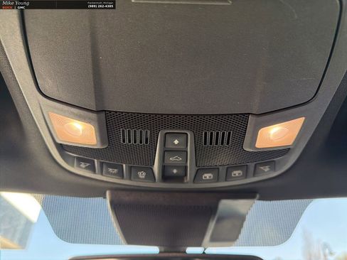 Used 2022 Ford F250 Lariat w/ Lariat Ultimate Package AWD/4WD image 17