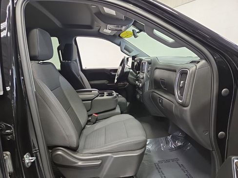 Used 2022 Chevrolet Silverado 1500 RST image 10