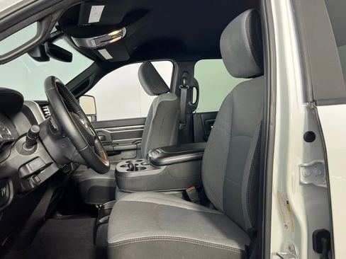 Used 2024 RAM 2500 Big Horn w/ Bed Utility Group image 19