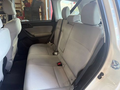 Used 2016 Subaru Forester 2.5i Premium AWD/4WD image 12