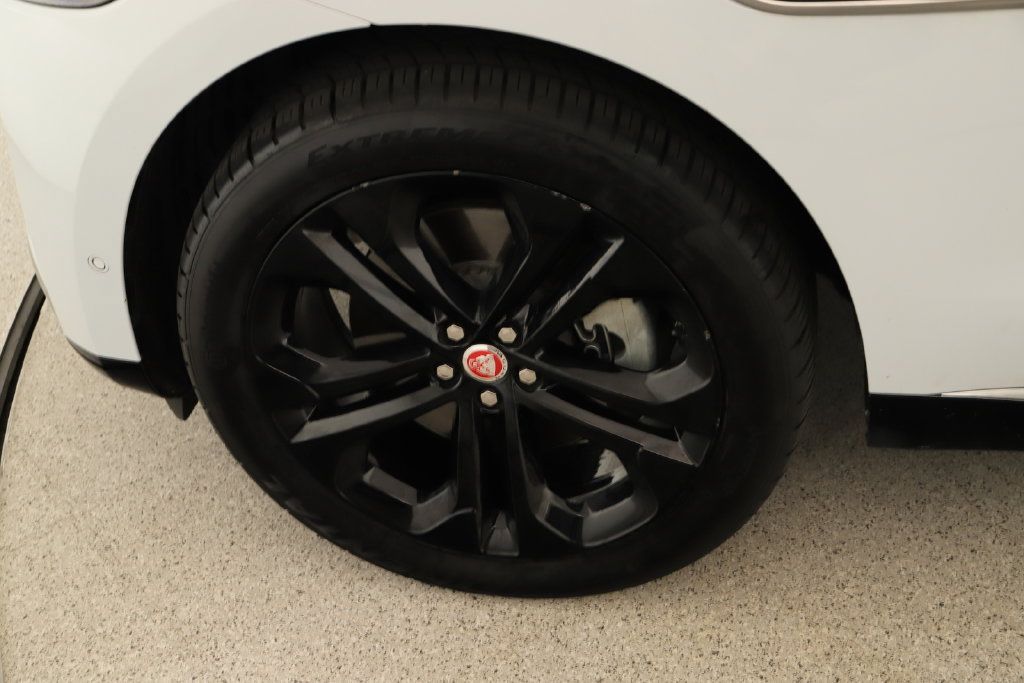 Used 2021 Jaguar F-PACE S AWD/4WD image 32
