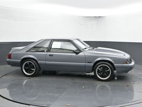Used 1993 Ford Mustang LX image 11