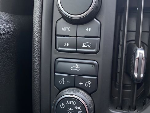 Used 2021 Chevrolet Silverado 1500 W/T w/ WT Value Package image 40