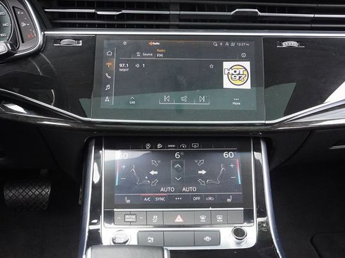Used 2023 Audi Q7 3.0T Premium Plus AWD/4WD image 58