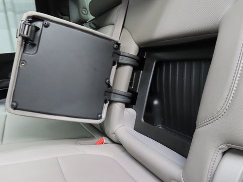 Used 2020 Chevrolet Silverado 2500 LTZ w/ LTZ Premium Package image 70