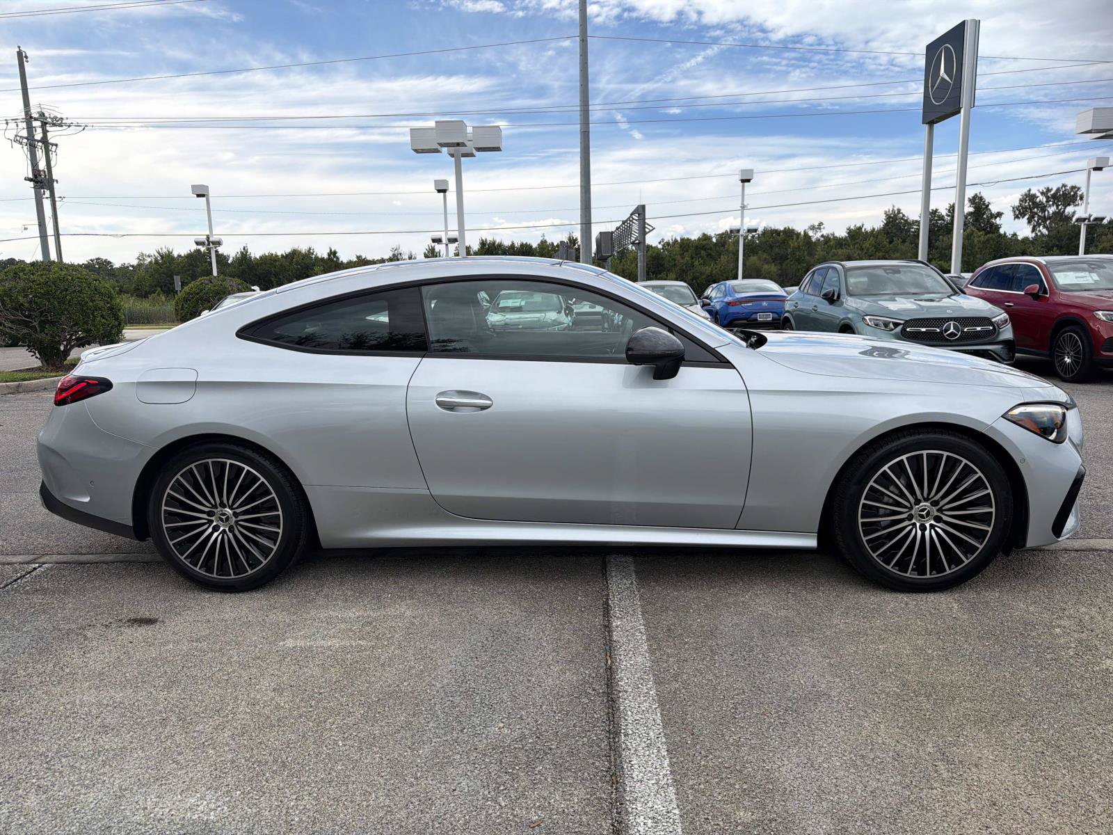 Certified 2024 Mercedes-Benz CLE 300 4MATIC Coupe image 2