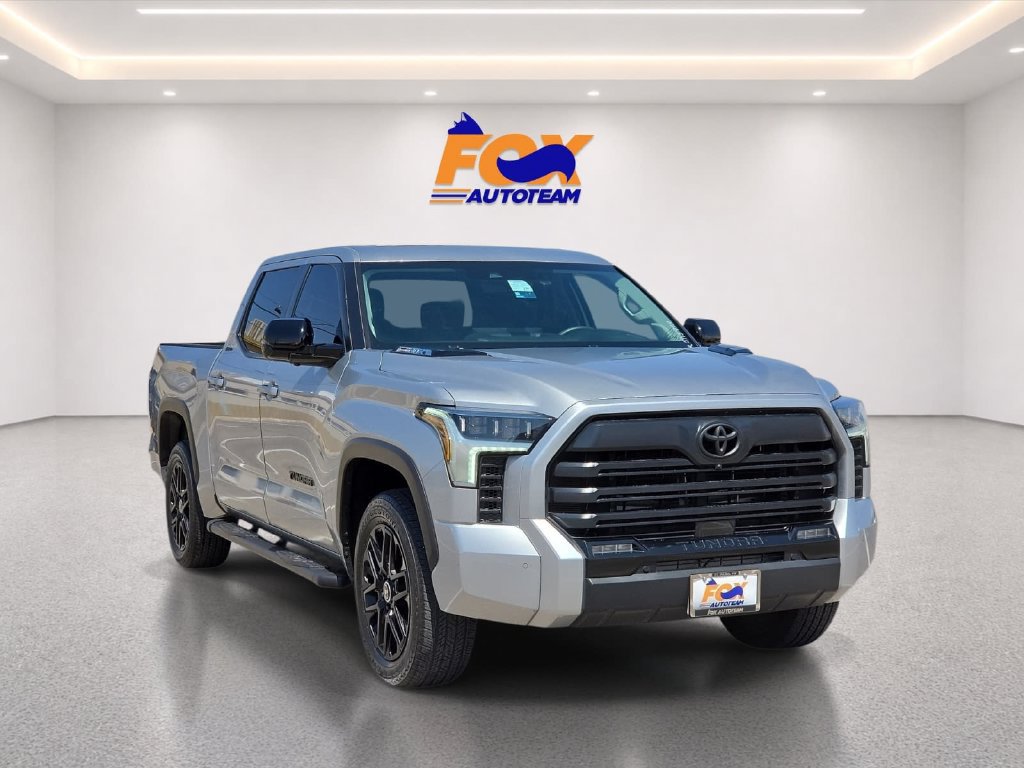 Used 2024 Toyota Tundra Limited AWD/4WD image 6
