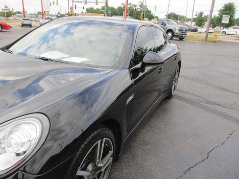 Used 2013 Porsche Panamera image 10